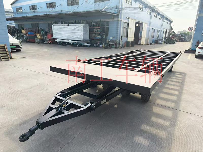 12吨骨架式九州登录官网_九州（中国） 带角锁刹车全挂车