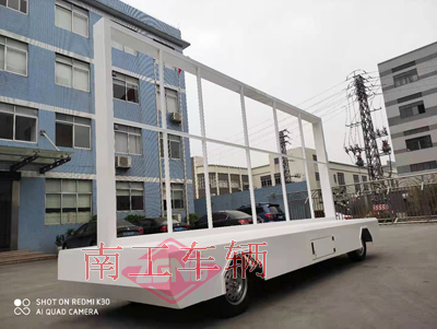 1675301777266702.jpg 2.2吨固定式LED广告拖车3I.jpg