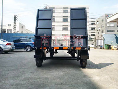 3吨带爬梯工业牵引九州登录官网_九州（中国）2I.jpg