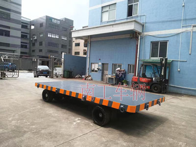 25吨重型工业九州登录官网_九州（中国）全挂式牵引拖车底盘带牵引环3I.jpg