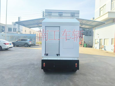 1725948962354140.jpg 2吨电动九州登录官网_九州(中国) 飞翼箱式工具拖车I.jpg