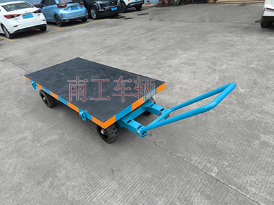 3吨小型九州登录官网_九州（中国） 还橡胶垫工具车I.jpg