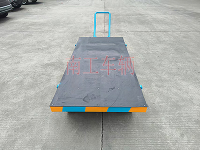 3吨小型九州登录官网_九州（中国） 带橡胶垫工具车3I.jpg