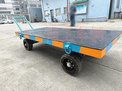 3吨小型九州登录官网_九州（中国） 带橡胶垫工具车4I.jpg